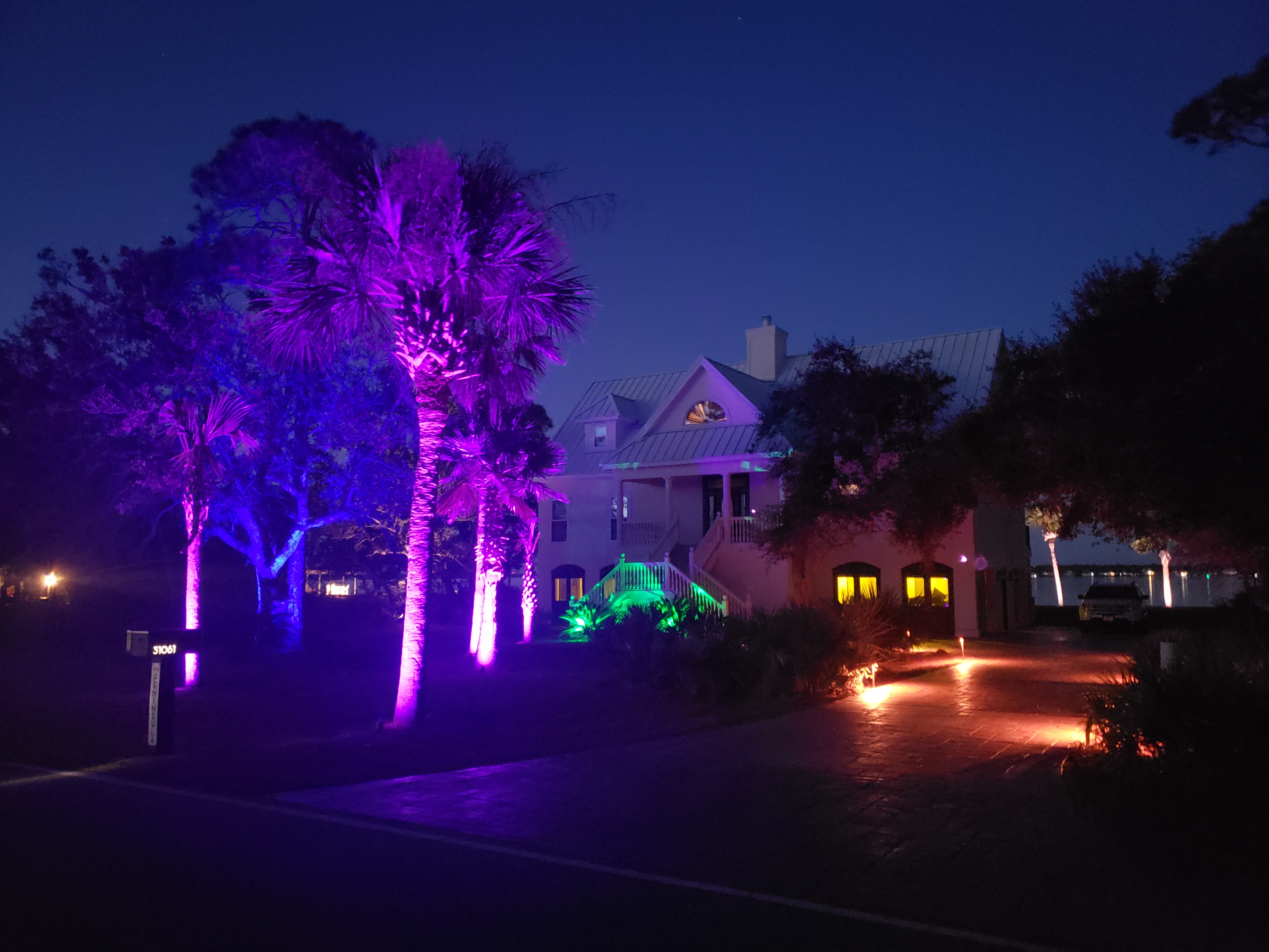 color changing landscape lighting in Jacksonville FL